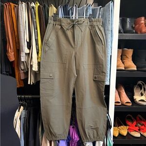 NWOT - Brand New/Never Worn CAbi Women's Olive Cargo Pants